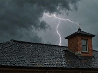 ¿Por qué es importante contar con un buen sistema de pararrayos en su edificio?